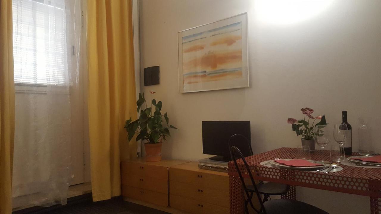 Casa Virgilio In Monti Lägenhet Rom Exteriör bild